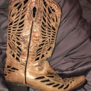 Women’s size 8 corral boots